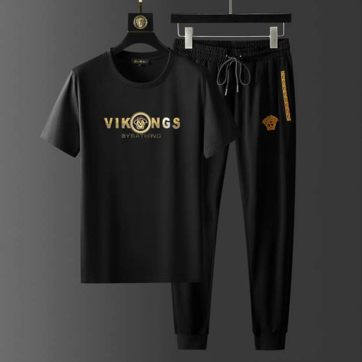 Picture of Versace Shirt Pant Suits _SKUVersaceM-4XL23010-224942